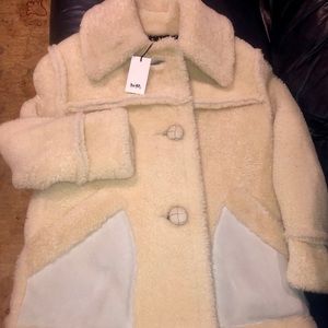 Brand NEW Coach Vintage Shearling Coat. Size 4
